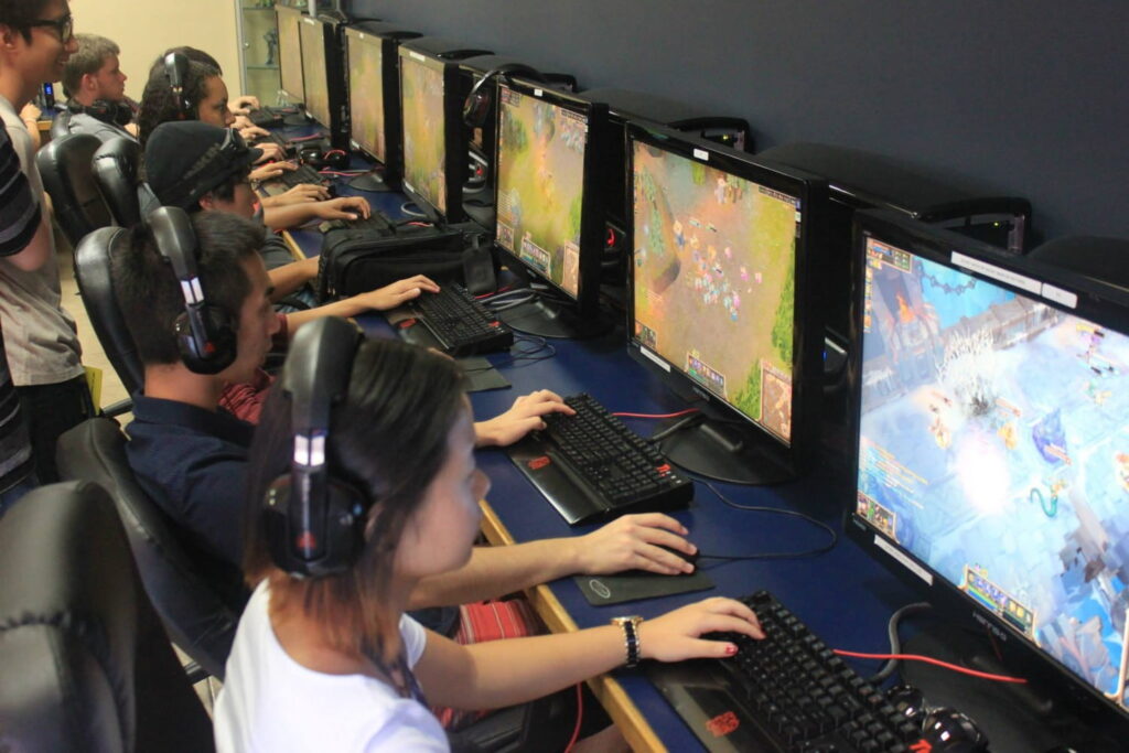 UC Irvine Announces Scholarship Program